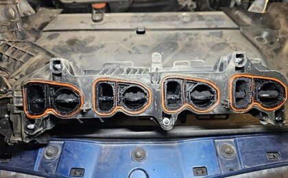 Впускные клапаны BMW при пробеге 120 тыс. км